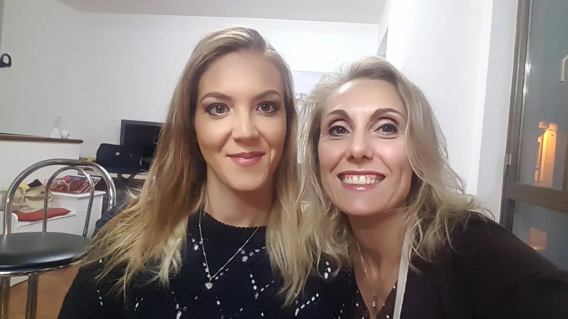 Creme e trucchi in ufficio 05.05.2018