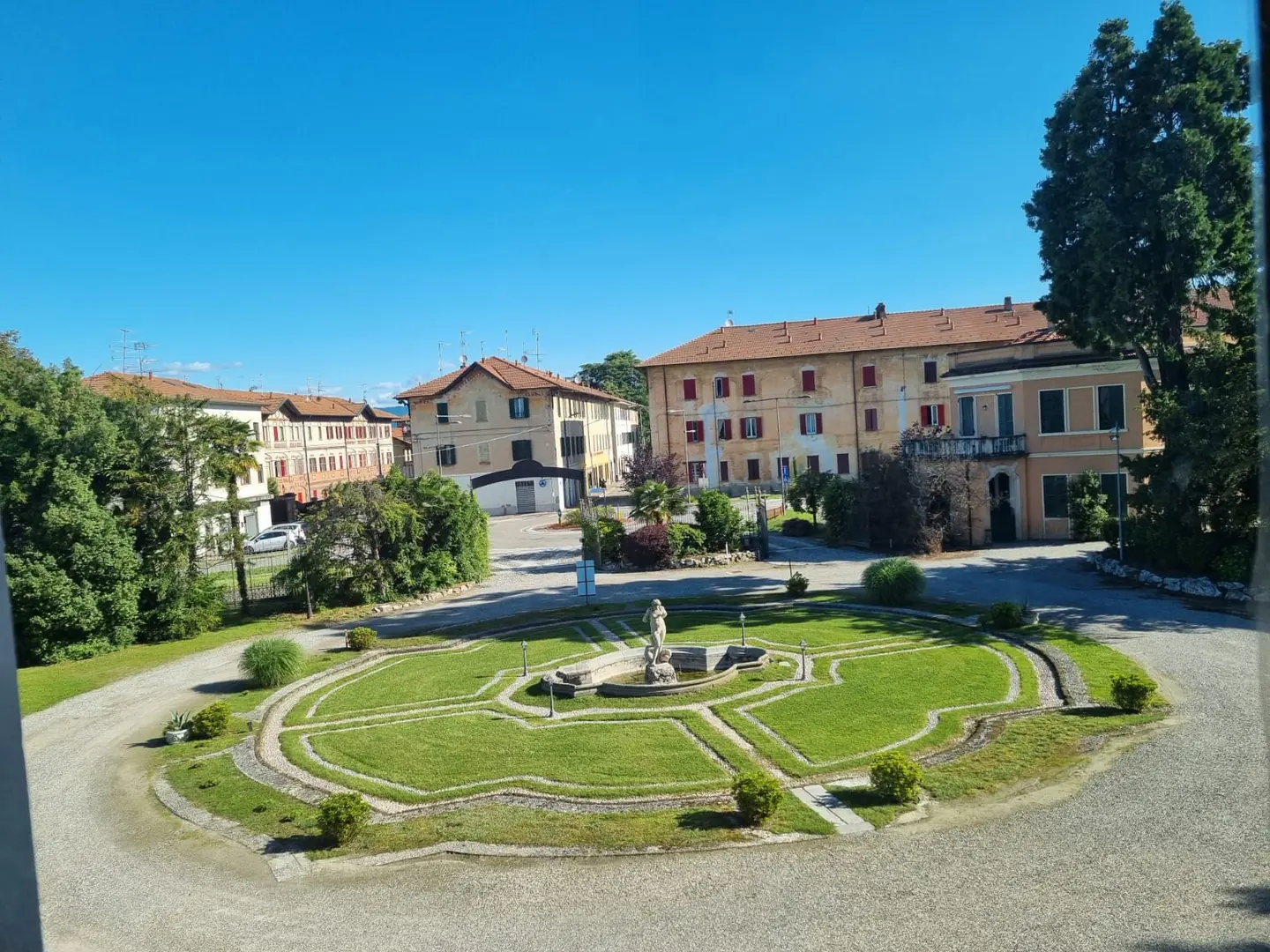 Vista del giardino di Villa Borghi