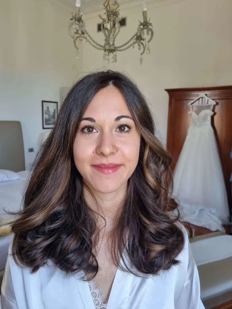 Debora pronta, trucco fatto!