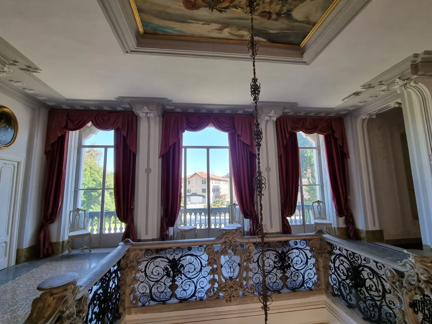 Interni di Villa Borghi