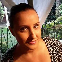 Lezione di trucco: applicazione precisa intorno agli occhi!